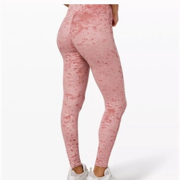 Lululemon Wunder Lounge High-Rise Tight 28" *Crushed Velvet
Soft Cranberry 6 - Picture 3 of 6